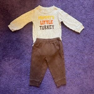 Carter's Thanksgiving baby matching set - "Mommy's Little Turkey" - Size 9 Month